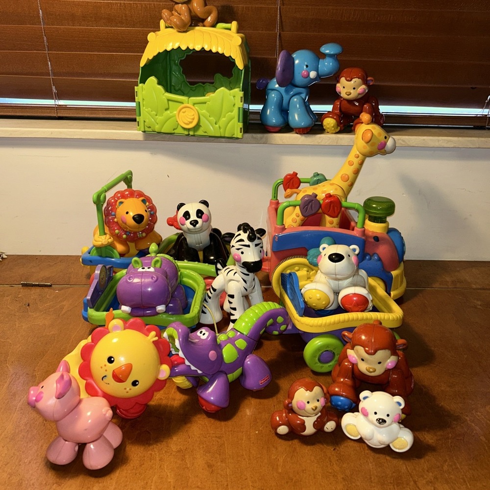 Fisher Price Amazing Animals Sing Go Train Set 2006 15 Animals & Extra Cars